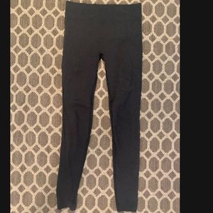 Ivivva black leggings